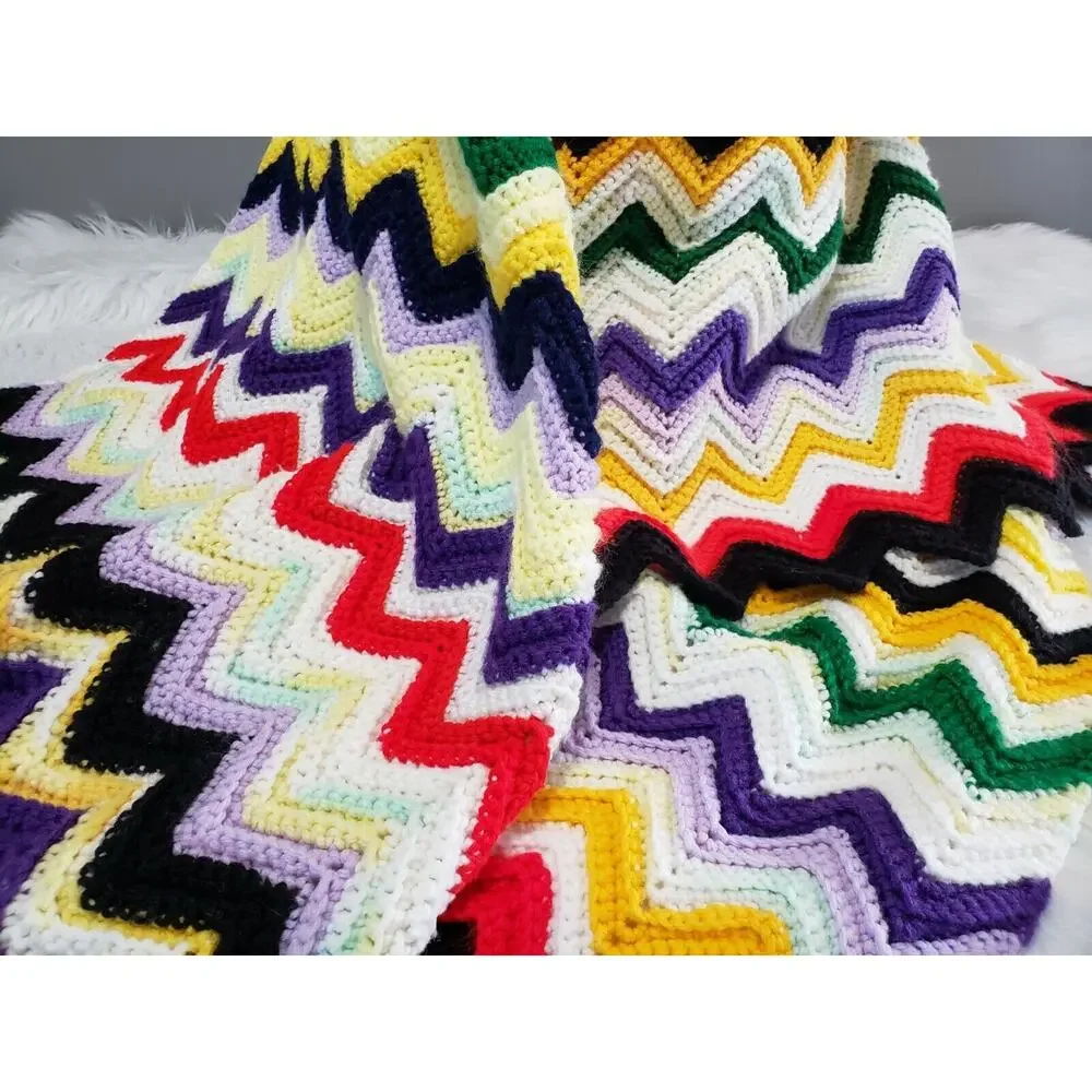 Vintage retro 70s afghan granny blanket colorful‎ rainbow decor nursery